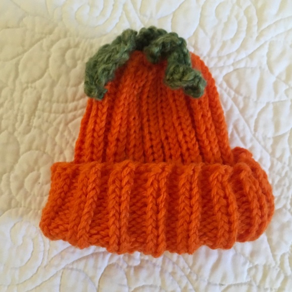 Hand Crafted Sweet Pumpkin Knit Baby Hat - Picture 1 of 6